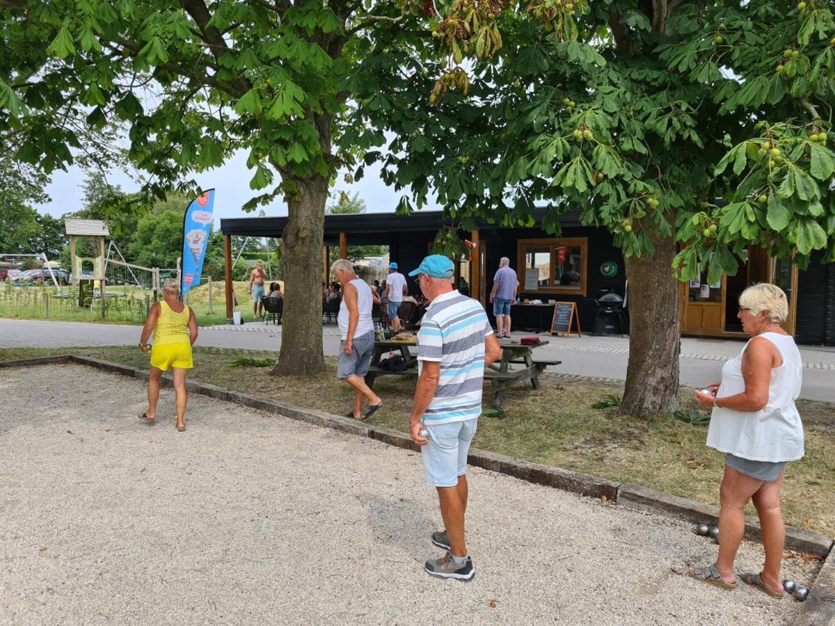 Coco Beach House Op Recreatiepark De Wielen Sint Maarten Esterno foto